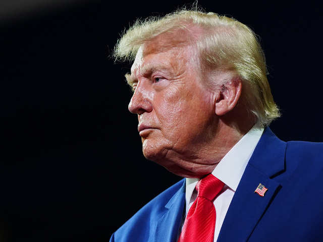 Trumpove milosti zrušili verdikty. Zastavili konanie voči členom skupiny, ktorá sa podieľala na útoku na Kapitol 