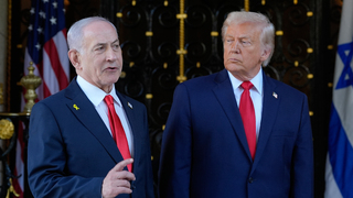 Netanjahu prišiel za Trumpom, pred príchodom ho nahneval. Nepotrebujem, aby to Bibi hovoril, reagoval prezident