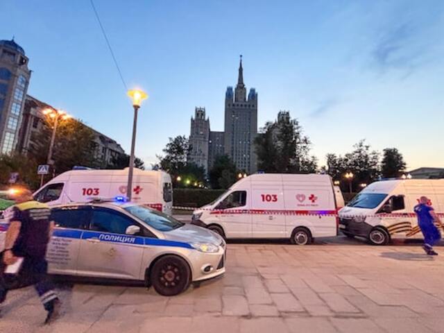 Výbuch v Moskve: Žena priniesla bombu ako darček. V reštaurácii oslavoval ruský generál, hlásia aj obete