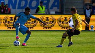 Slovan vyhral vo Švédsku a priblížil sa k postupu. Odveta ho čaká pred domácimi fanúšikmi