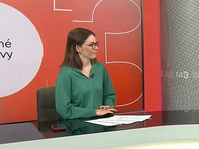 Európa a Kanada čelia ničivým požiarom. Pred plameňmi museli v zámorí utekať desaťtisíce ľudí