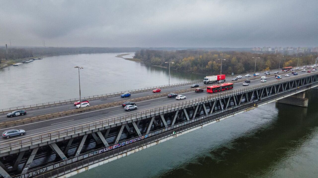 prístavný most bratislava doprava dunaj 