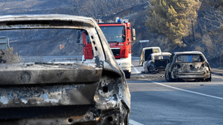 Chorvátska polícia zadržala štyroch podozrivých zo založenia požiarov. Muži čelia trestnému stíhaniu v oblasti Zadaru