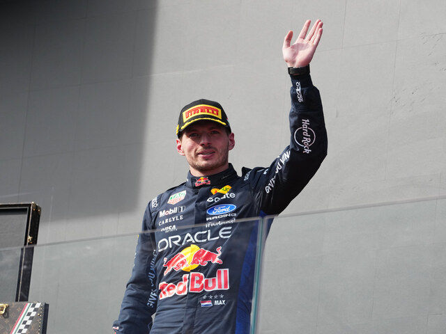Šuškalo sa o odchode z Red Bullu aj sveta formuly 1. Verstappen ukončil špekulácie jedným podpisom
