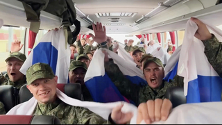 Antonov prezident je Putin, Konstantin sa chcel vyhnúť väzeniu. Hoci sa narodili na Ukrajine, vo vojne bojujú za Rusov