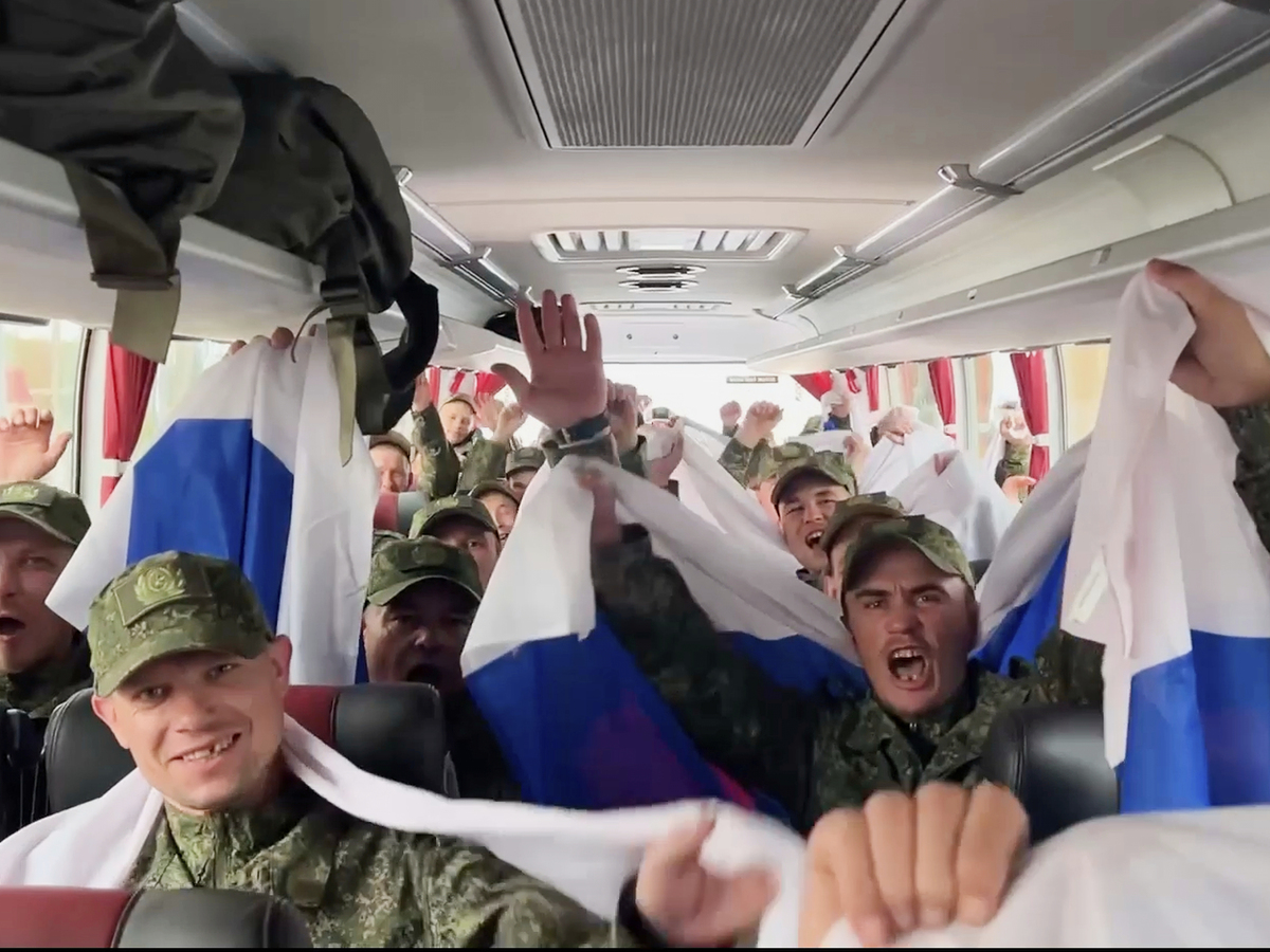 Vymenení ruski väzni