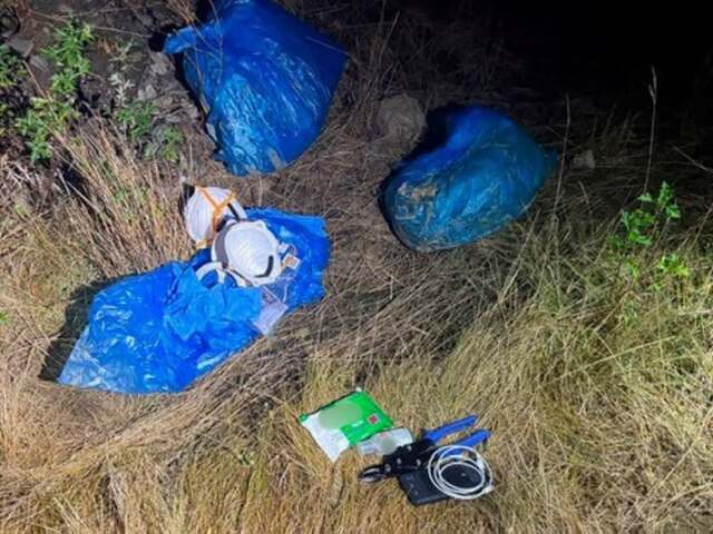 Polícia prekazila pripravovaný podpaľačský útok na výrobňu dronov. Obvinili troch cudzincov