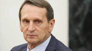 Šéf ruskej rozviedky potvrdil stretnutie s riaditeľom CIA v Moskve. Naryškin tvrdí, že išlo o bežnú pracovnú schôdzku