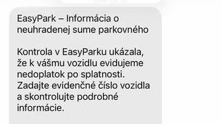 Pozor na SMS o dlhu za parkovanie. Podvodníci využívajú nátlak a falošné odkazy na vylákanie peňazí z ľudí