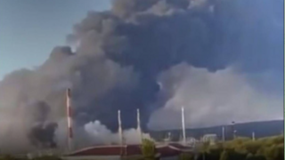 Ukrajinské drony udreli hlboko v Rusku. Zasiahli strategický bombardér aj rafinériu tisíc kilometrov od frontu