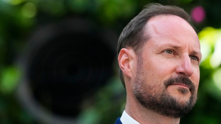 Nórsko má po smrti kráľa nového panovníka. Haraldov syn prijal meno Haakon VIII. 