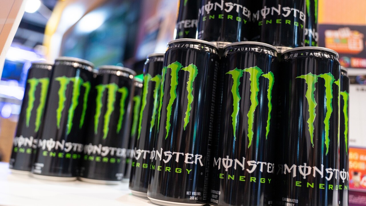energeticky napoj monster