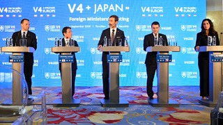 ministri V4 Japonsko 
