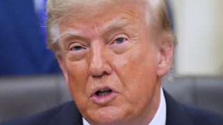 Trump chce späť stovky miliárd za vojenskú pomoc Ukrajine. „Účet z Bidenovej éry“ má preplatiť Európa