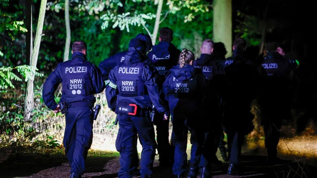 nemecko sabotaz Niederzier nemecka Policia nemecki policajti