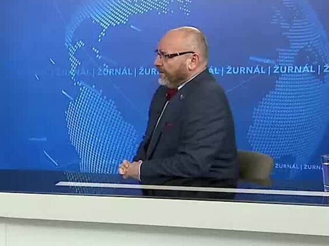 HOST-V-STUDIU-ZIAROVSKY