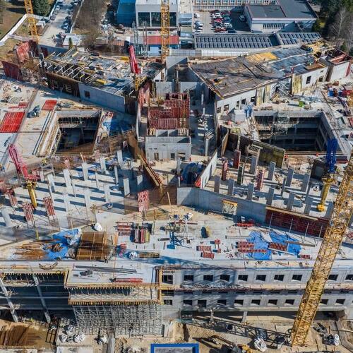 stavba nemocnica Banská Bystrica
