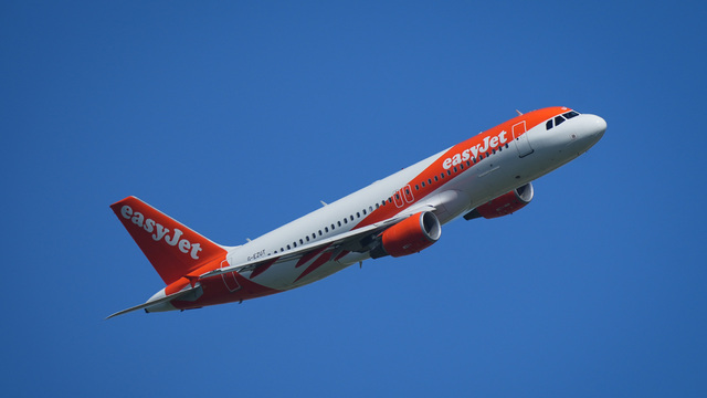 easyjet lietadlo let