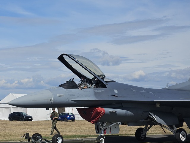 Stámiliónový nákup stíhačiek F-16 narazil na odpor Hlasu. Drucker v relácii Král na ťahu oznámil, že ho nepodporia