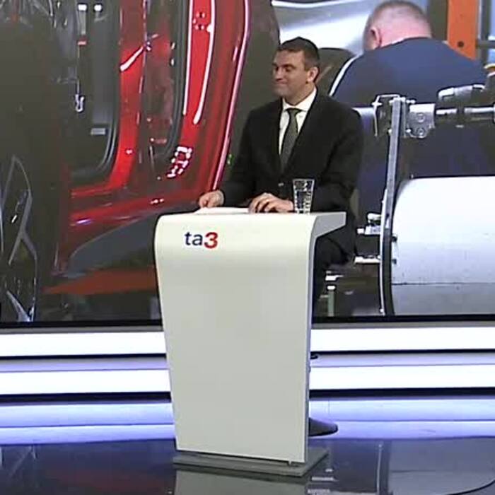 LED-STUDIO-TA3-VENHART-10:00