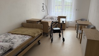 Miesta pre seniorov nestačia. Minister chce prelomiť 40-lôžkový limit a rozšíriť kapacity zariadení sociálnych služieb