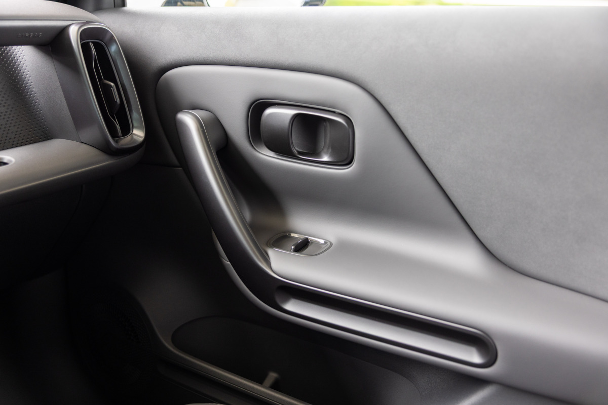 b05-interiors (1).jpg