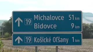 Výstavba diaľnice na Zemplín sa opäť odkladá. Samosprávy spájajú sily a nespokojní ľudia vyšli do ulíc