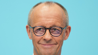 Napriek „ťažkej rane“ nechce cúvnuť. Merz sľúbil, že vláda bude pokračovať v záujme demokratickej budúcnosti Nemecka