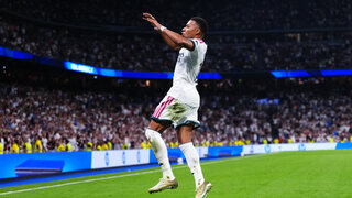 Čísla sú na jeho strane. V obálke nebude meno tímu, ale hráča, pripomína Mbappé pred Zlatou loptou