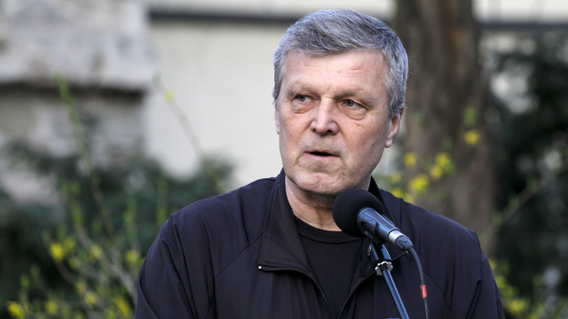 Peter Šťastný