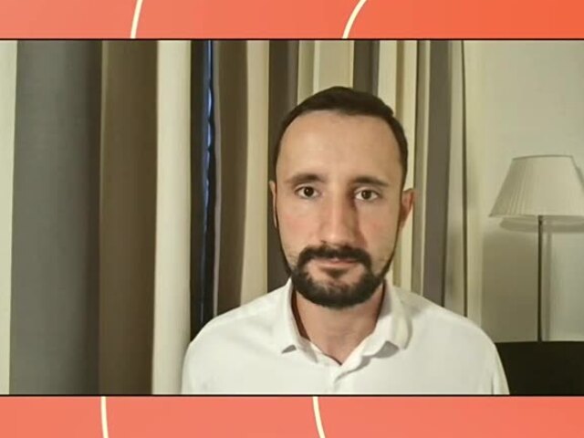Vláda zasahuje proti drahým palivám. Pumpárom stropuje marže, vlaky zlacní o polovicu a podporí lacnejšiu MHD
