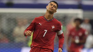 Ronaldo sa smeje kritikom: Malé deti ma milujú a viem, prečo. Podmienky svojho odchodu má jasne určené