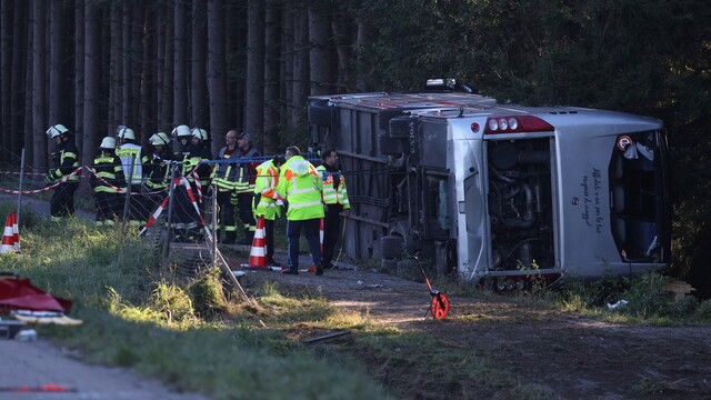 autobus havária.jpg
