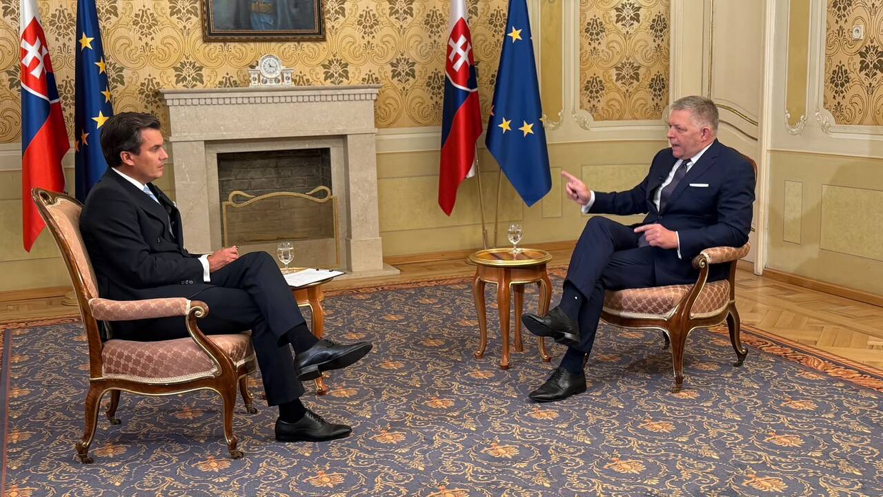 fico v politike 3.jpeg