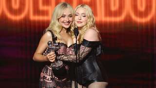 madonna-sabrina-tout-1d16fb5e925345b4998269887ed40f2a.jpg