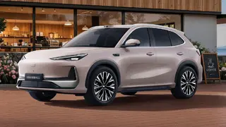Geely EX5 prekvapuje: Vylepšené elektrické SUV prináša najrýchlejšie nabíjanie na svete