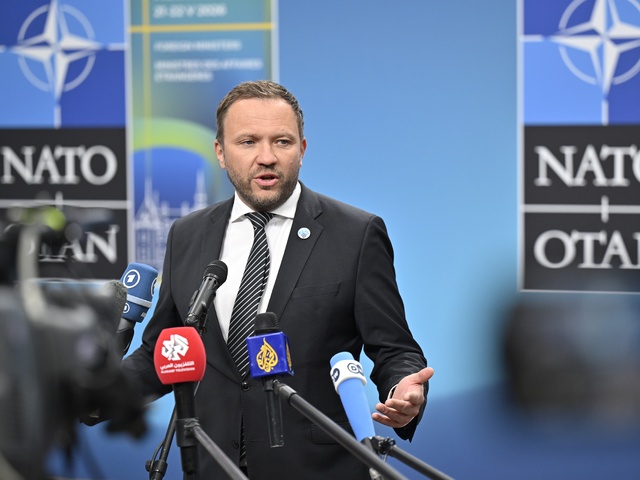 Požiar v estónskej zbrojovke nebola náhoda. Minister tvrdí, že išlo o sabotáž a za útokom stojí Rusko