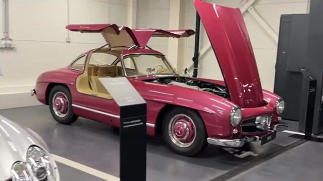 2-SHOW-MERCEDES