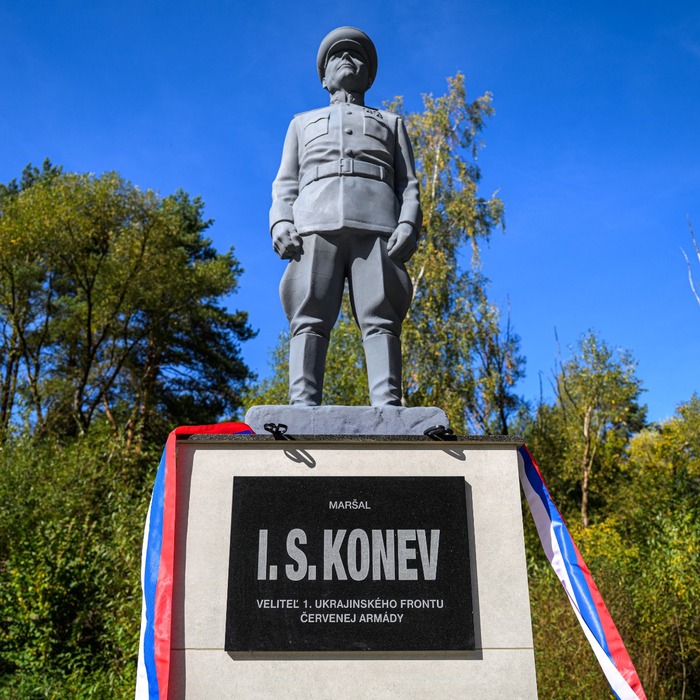 Slávnostné odhalenie sochy maršala Ivana Koneva