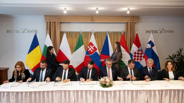 Agroministri V4