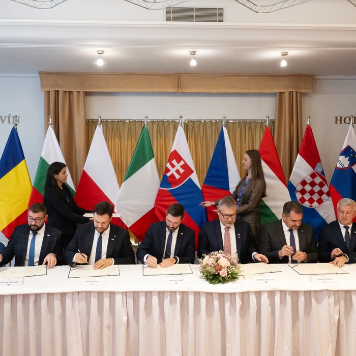 Agroministri V4