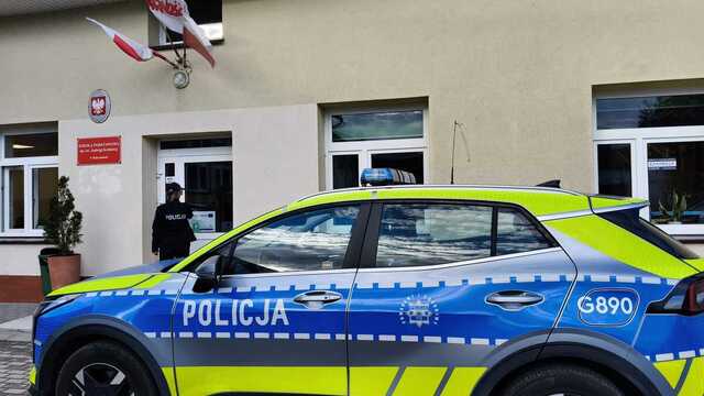 polícia policajt auto Poľsko poľská