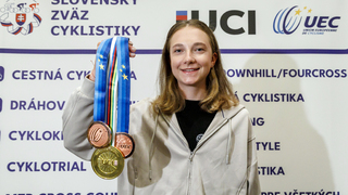 Slovensko má ďalší športový klenot. Cyklistka Viktória Chladoňová zažiarila na majstrovstvách sveta aj Európy