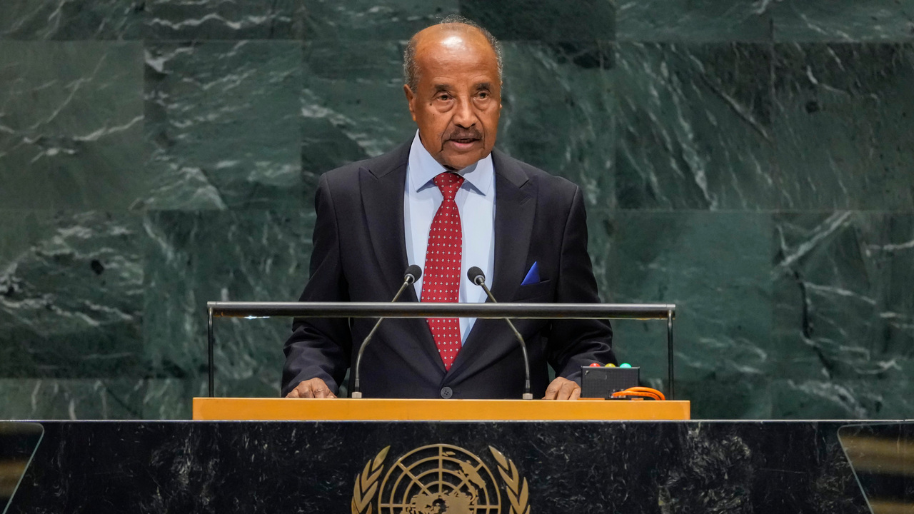 eritrea minister.jpg