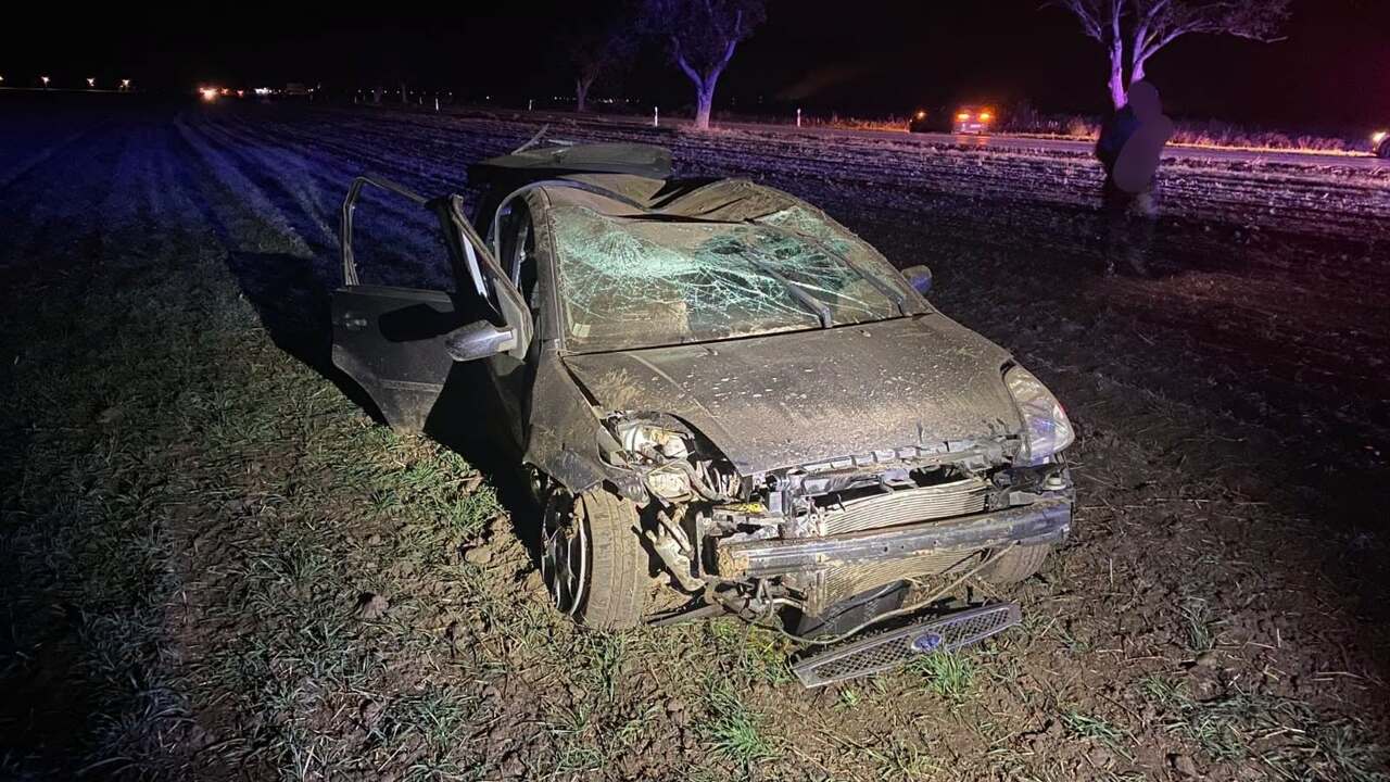 nehoda, zničené auto