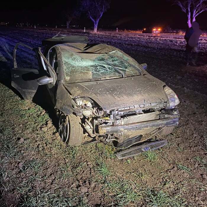 nehoda, zničené auto