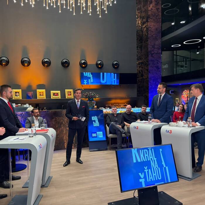 kral na tahu hlas sas