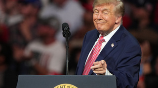 Trump vyhlásil, že to, čo Rusko robí Ukrajine, je v poriadku. „Veľa jej toho nerobí,“ Putin je vraj zdržanlivý