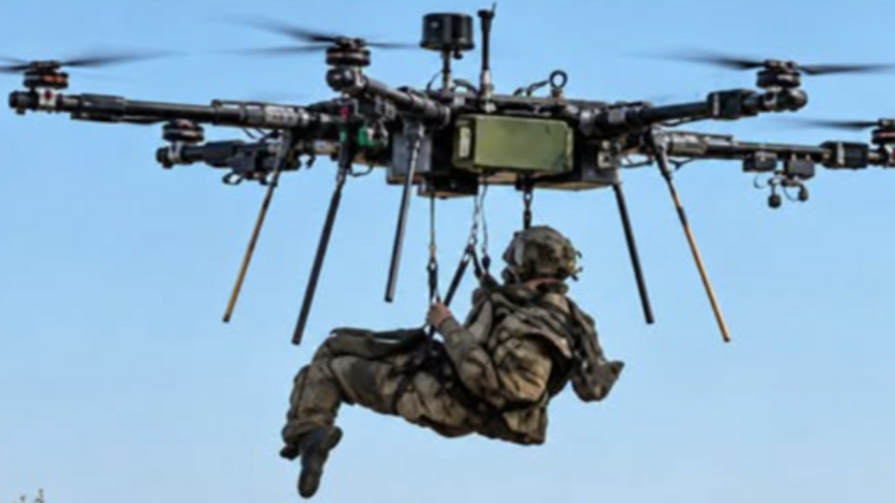 ukrajina vojak na drone.png