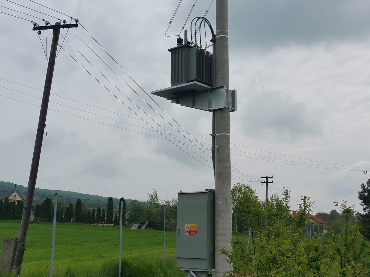 trafostanica elektrina elektrický prúd vedenie elektrické 